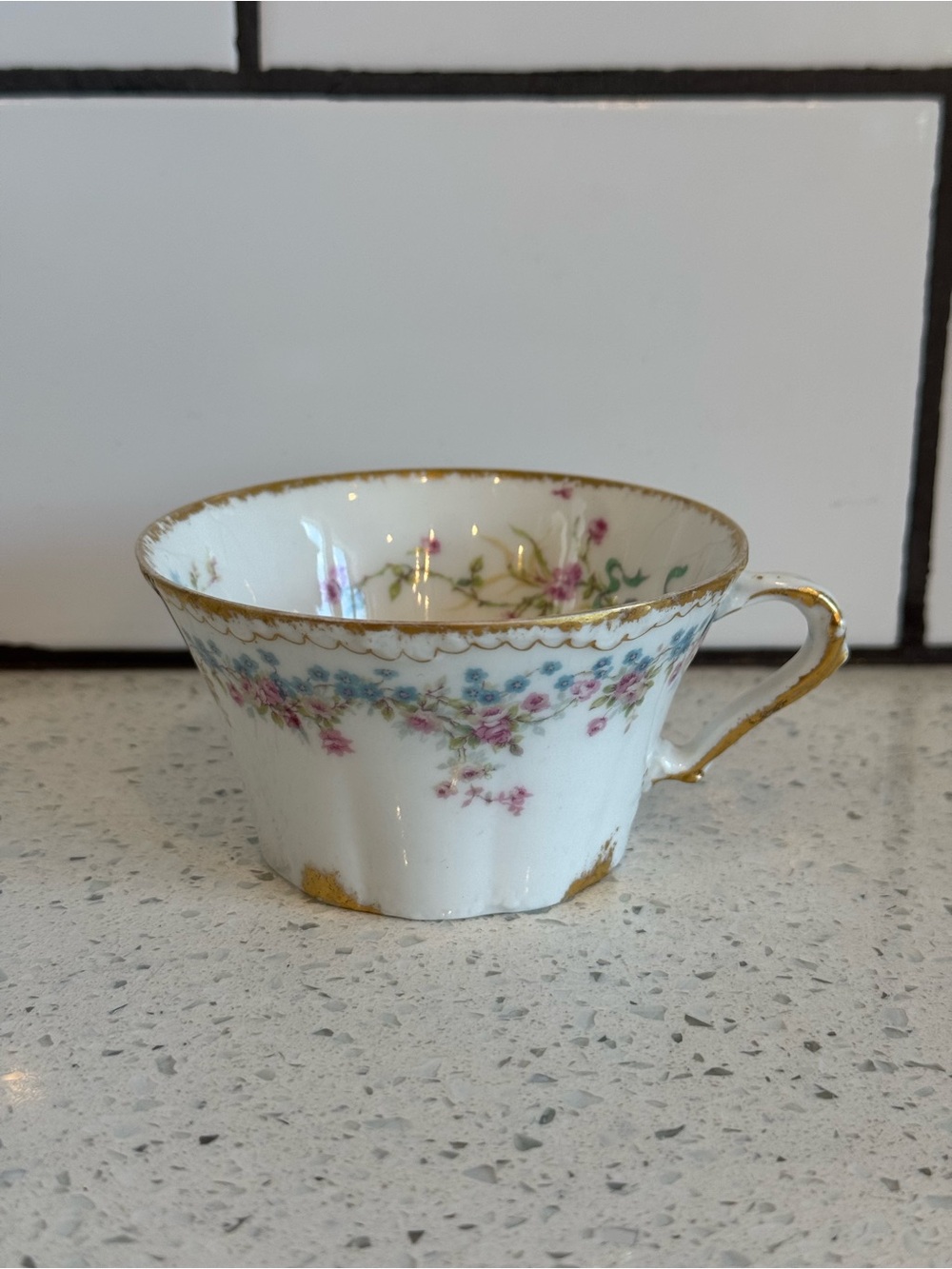 Vintage Haviland Limoges Teacup – Elegant French Porcelain EUC